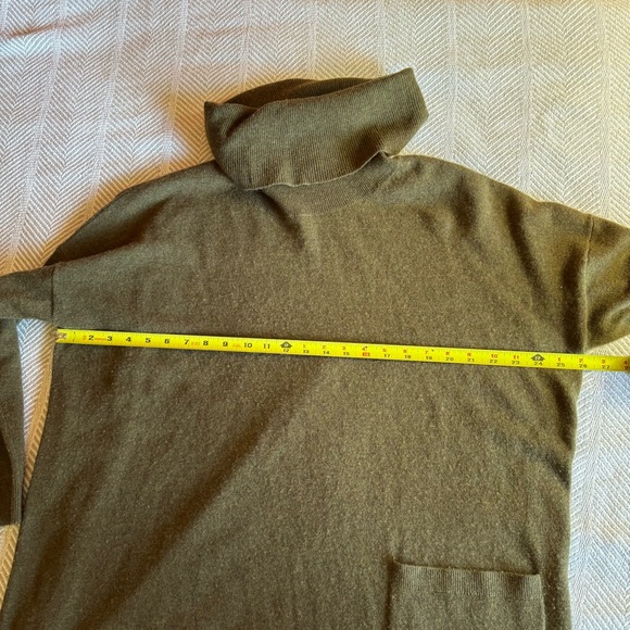 Women's Garnet Hill Sylvie Cashmere Cowl Neck Sweater, Olive Green, Size L - Picture 9 of 10